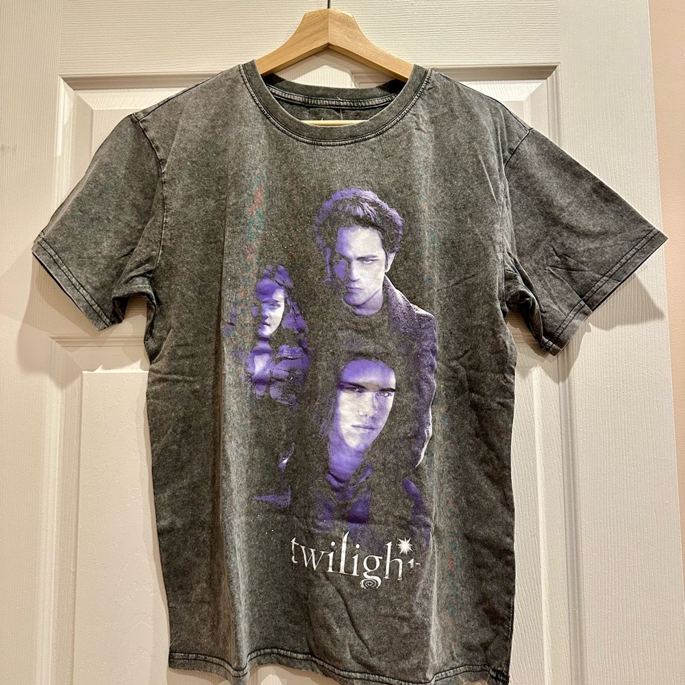 Twilight Graphic Gray T-Shirt